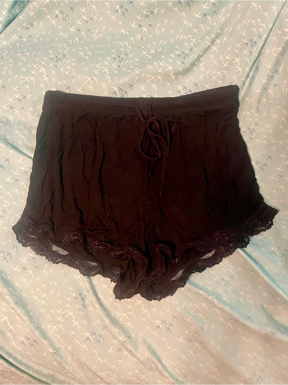 Lace-Trim Sleep Shorts - Red & Black - Picture 5 of 7
